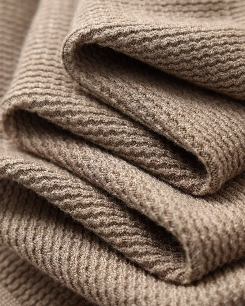 Strukturierter Strick-Polo-Pullover