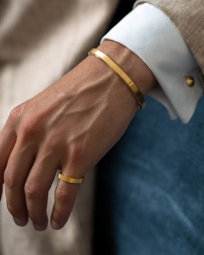 Core Cuff Armreif